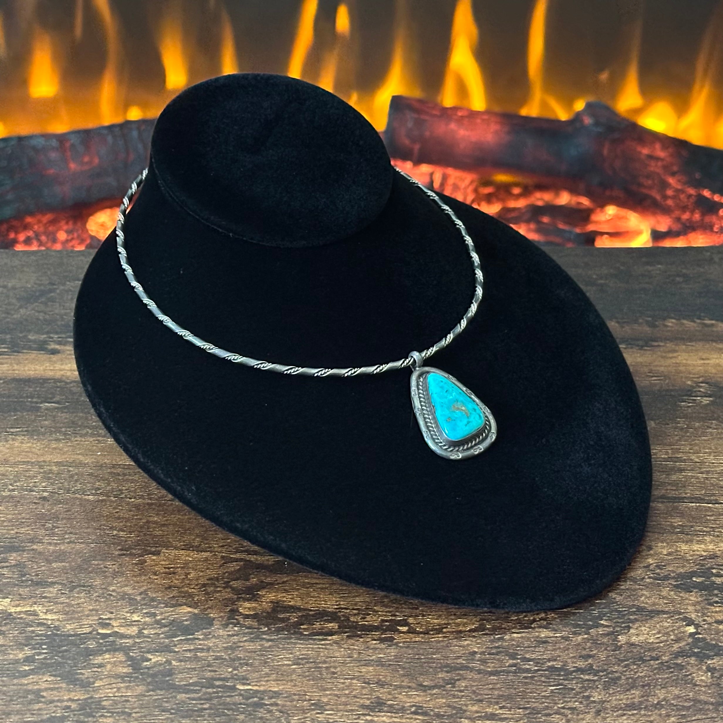 Turquoise Sterling Hand Stamped Twist Wire Pendant Choker