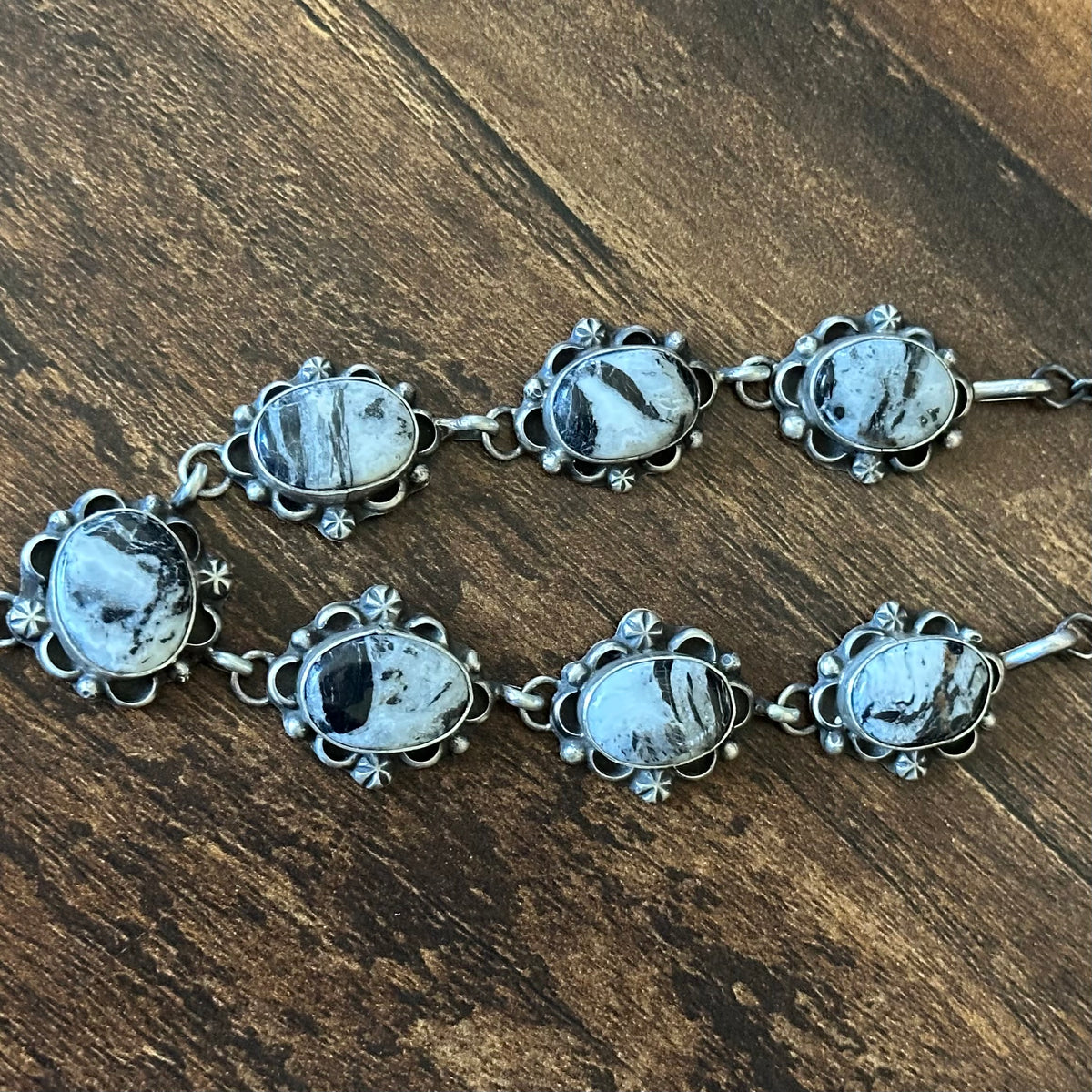 Navajo Robert Martinez White Buffalo 9 Stone Sterling Floral Lariat Necklace Earrings Set