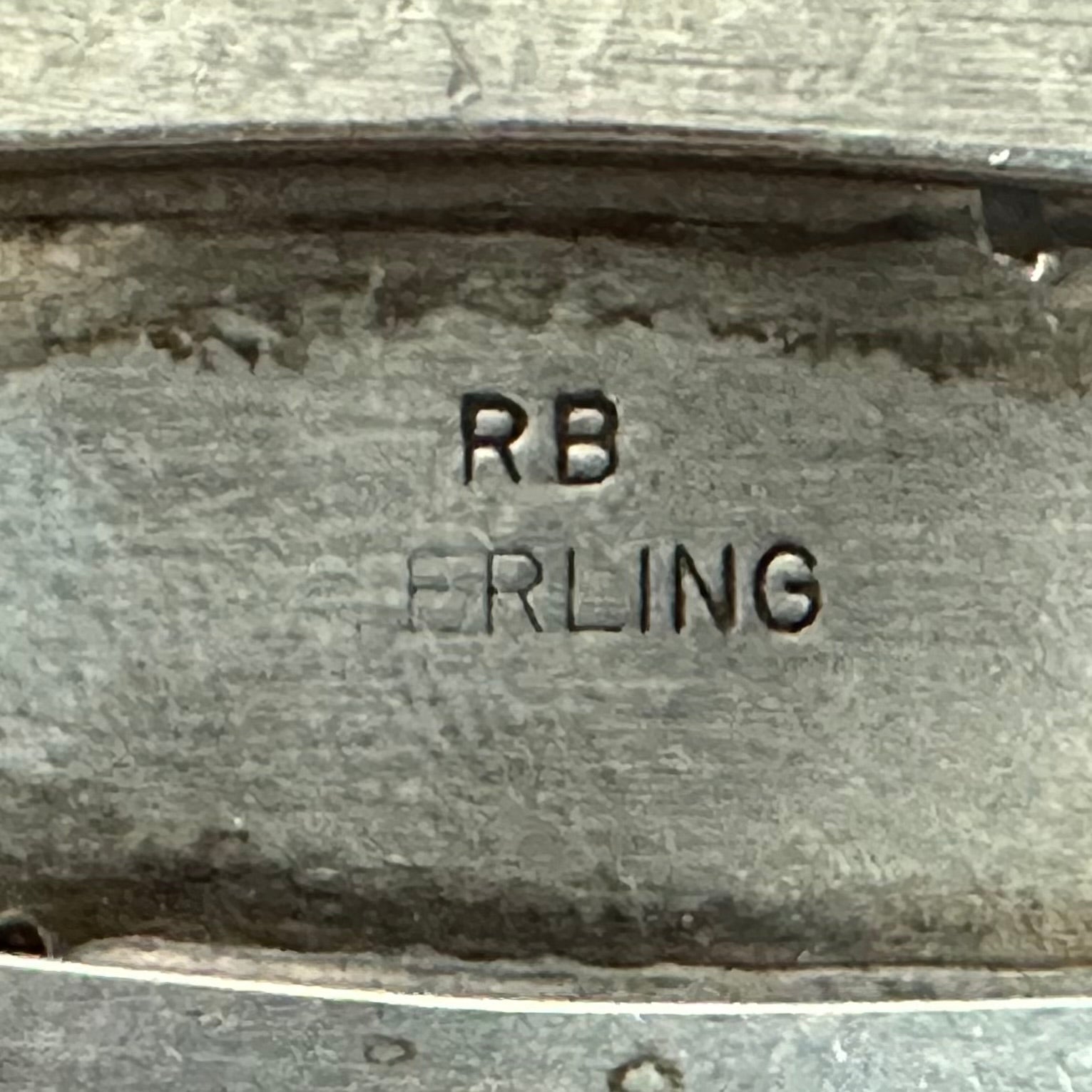 Running Bear Trading Onyx Sterling Raindrop Leaf Cuff