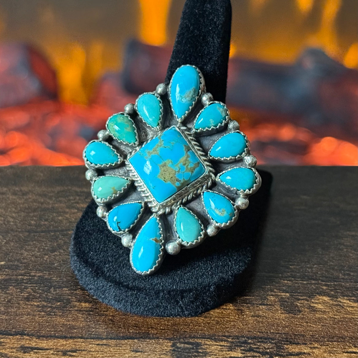 Navajo Marlene Jones Kingman Turquoise 13 Stone Sterling Cluster Statement Ring