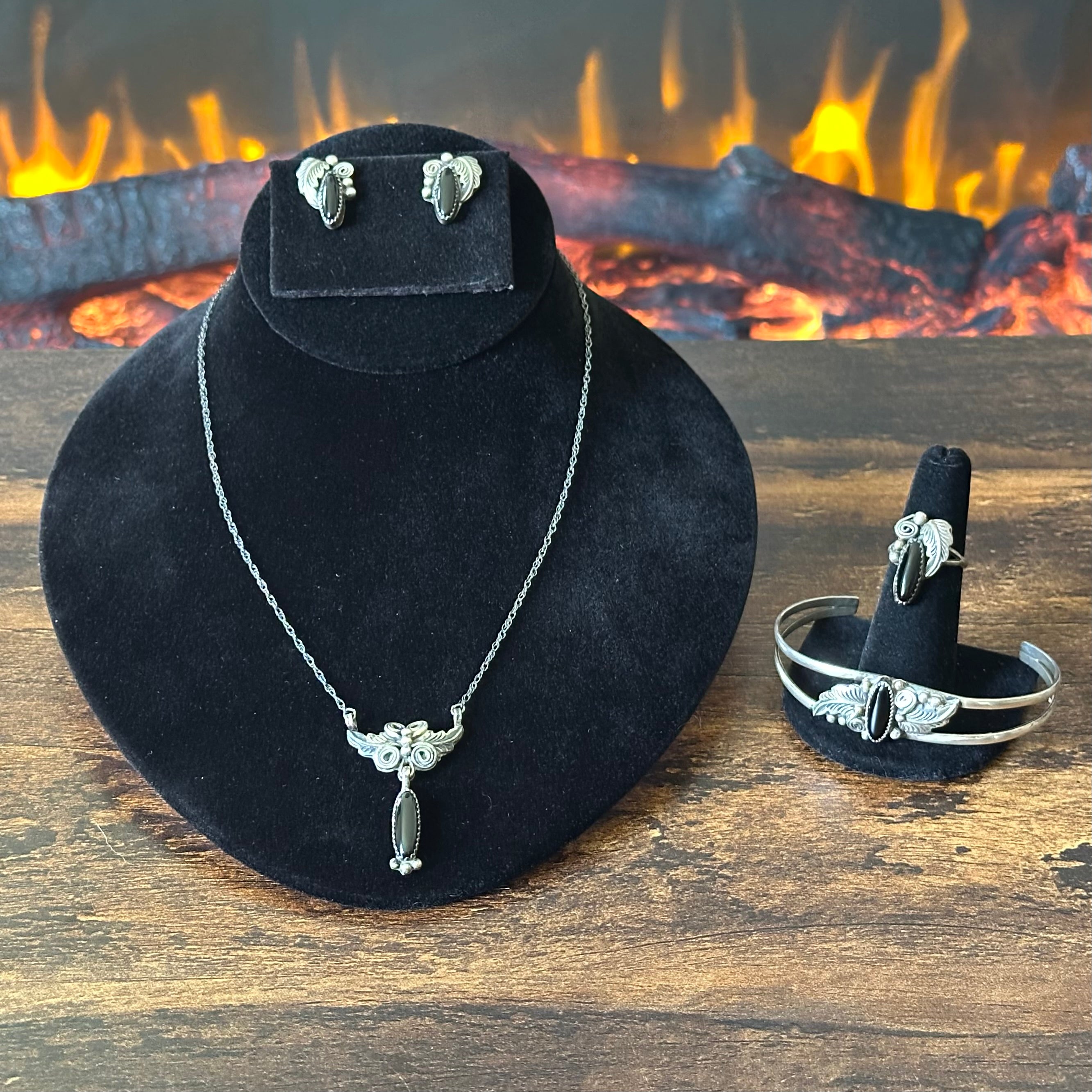 Running Bear Trading Onyx Sterling Leaf Necklace Cuff Earrings Ring Set