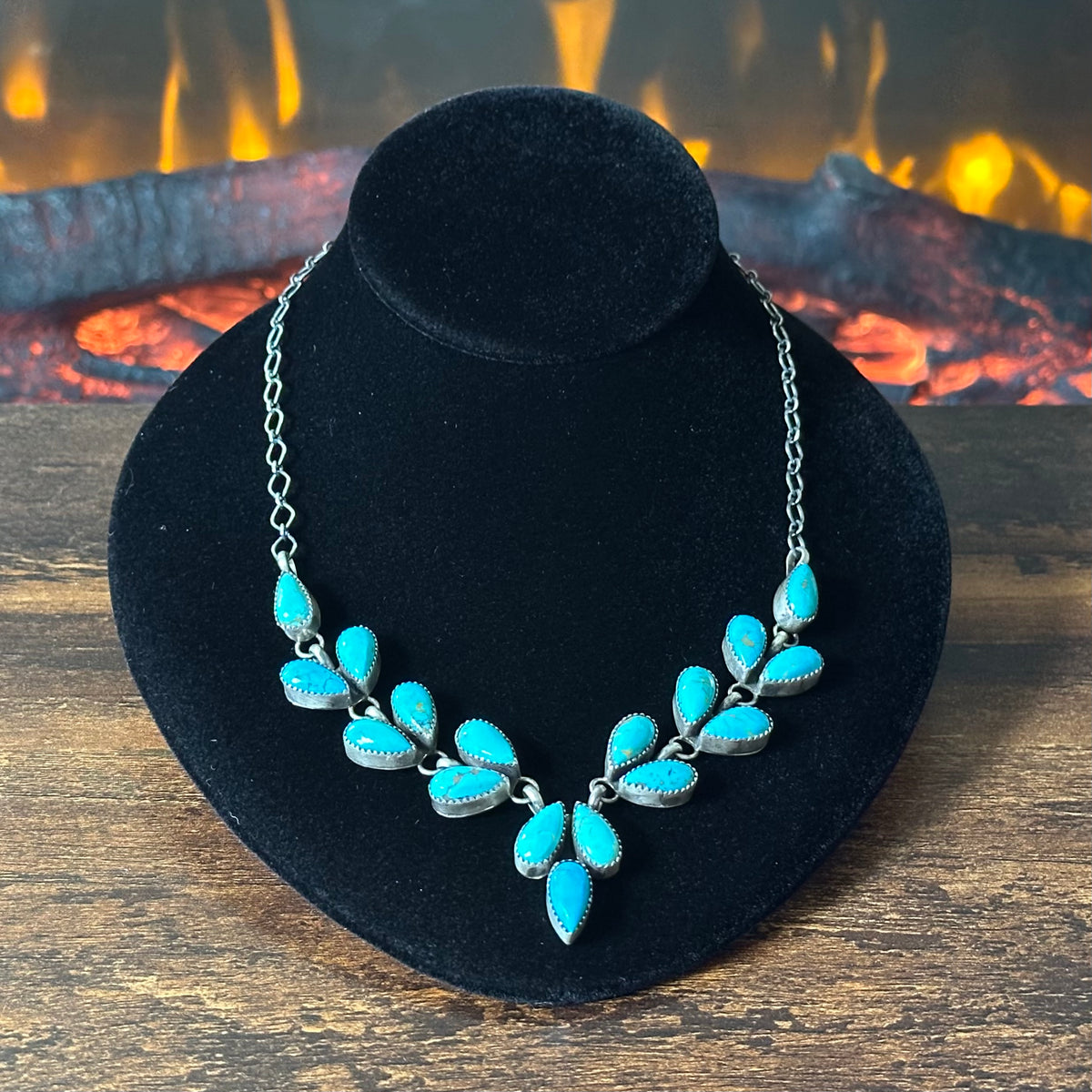 Navajo Debra Smith Kingman Turquoise 17 Stone Sterling Necklace