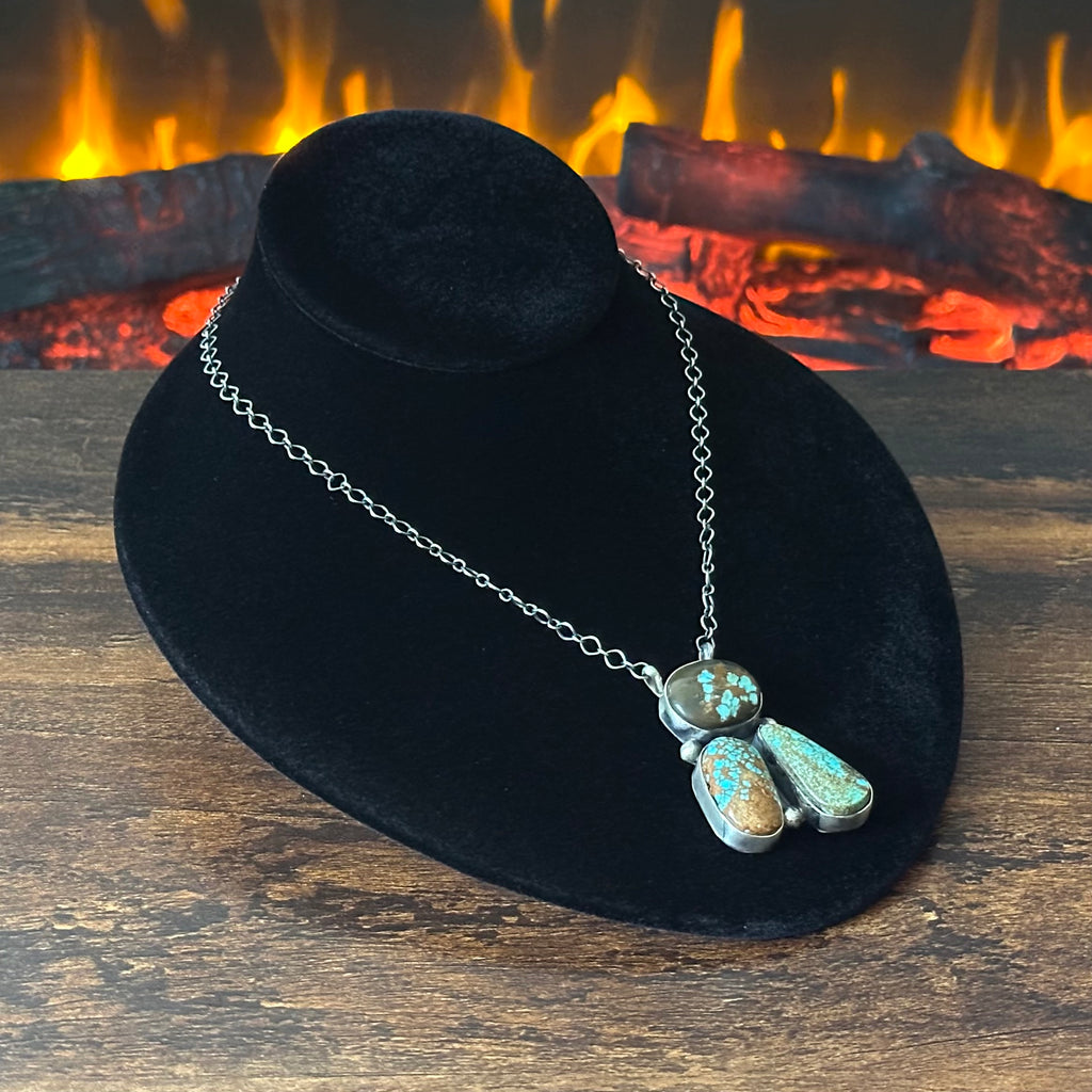 Navajo LeTricia Largo Mine #8 Turquoise 3 Stone Sterling Raindrop Pendant Necklace