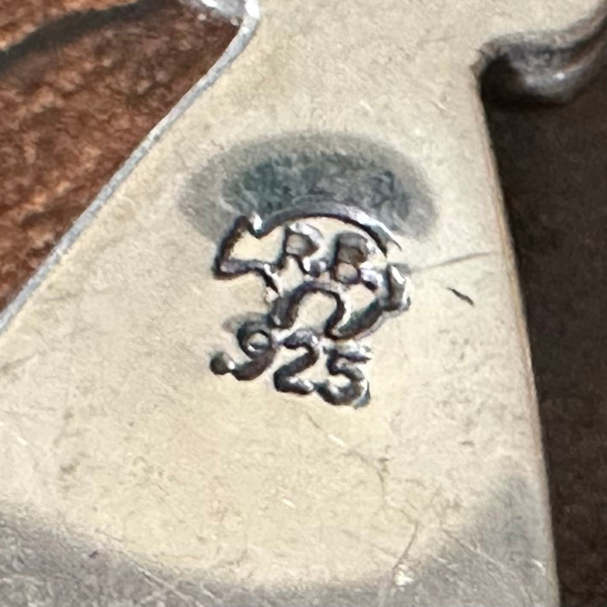 Running Bear Trading 5 Stone Sterling Cross Leaf Raindrop Naja Necklace