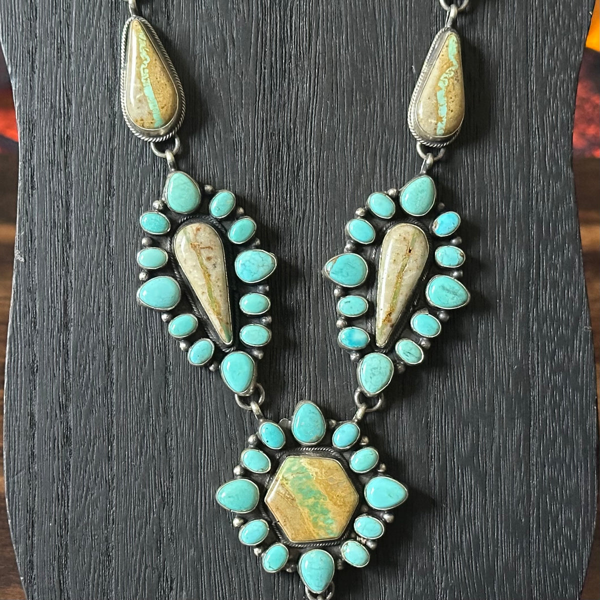 Navajo Sheila Tso Royston Ribbon Turquoise 133 Stone Cluster Lariat Necklace Earrings Set