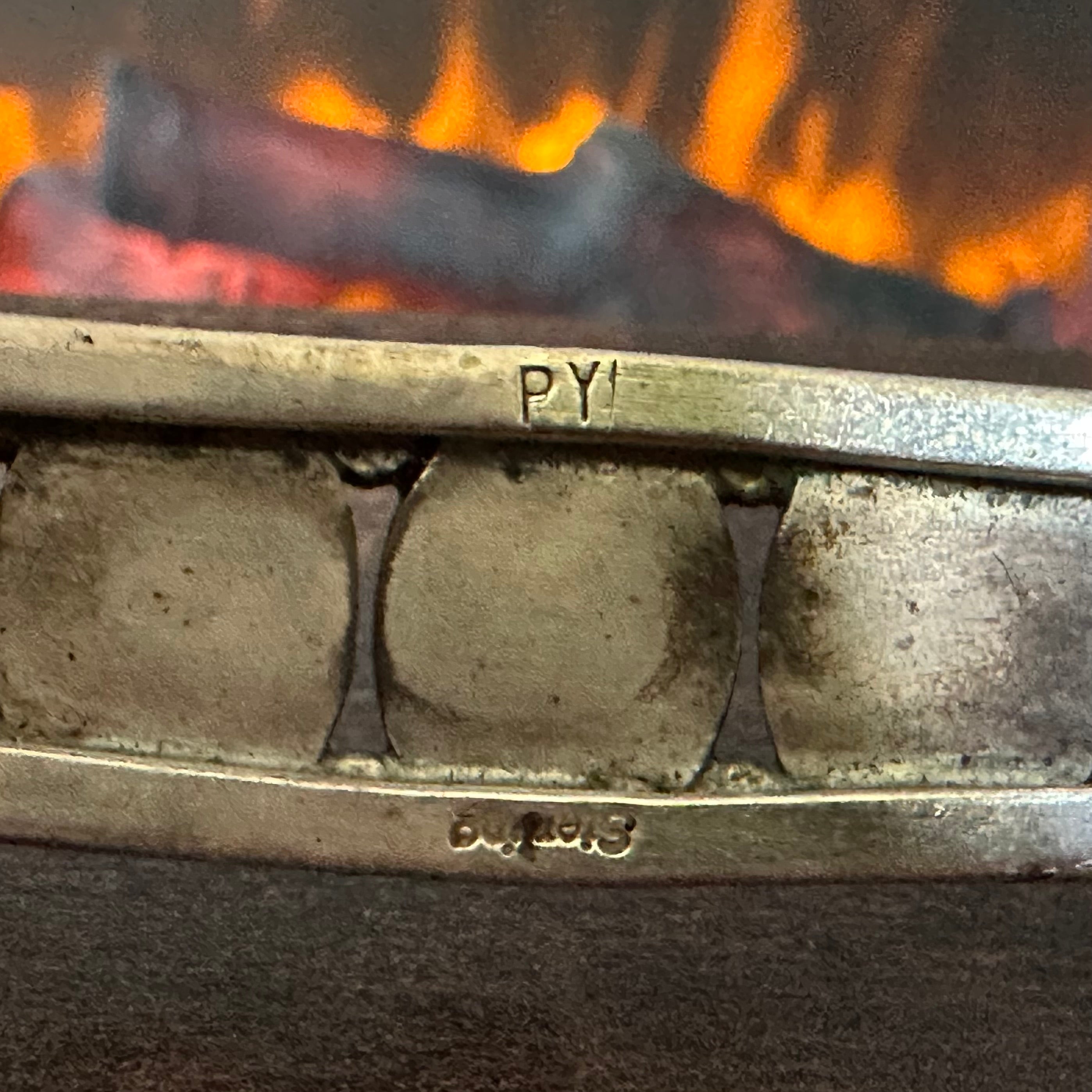 Navajo Pat Yazzie Onyx 7 Stone Sterling Raindrop Cuff