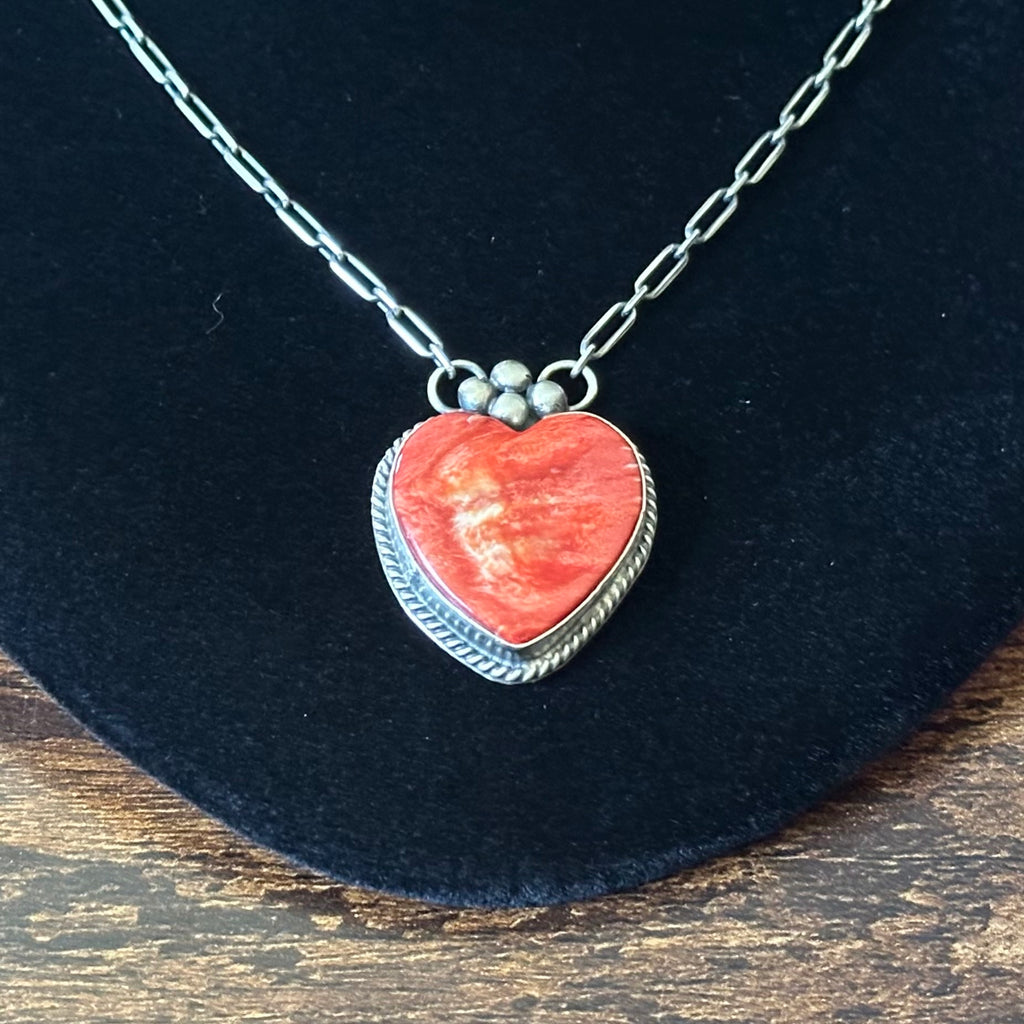 Navajo Vicky Hicks Spiny Oyster Sterling Twist Wire Bezel Heart Pendant Necklace