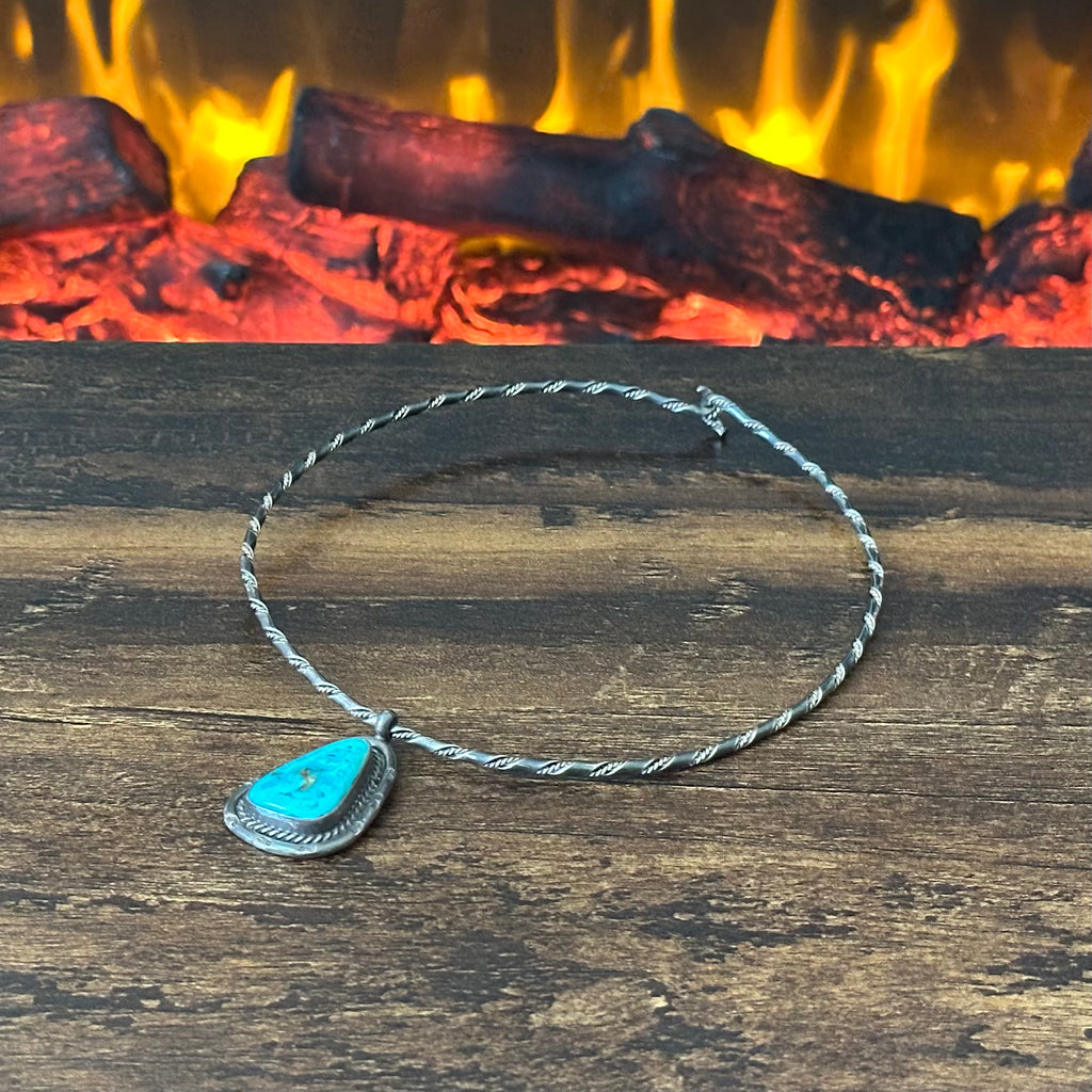 Turquoise Sterling Hand Stamped Twist Wire Pendant Choker