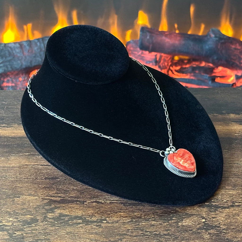 Navajo Vicky Hicks Spiny Oyster Sterling Twist Wire Bezel Heart Pendant Necklace