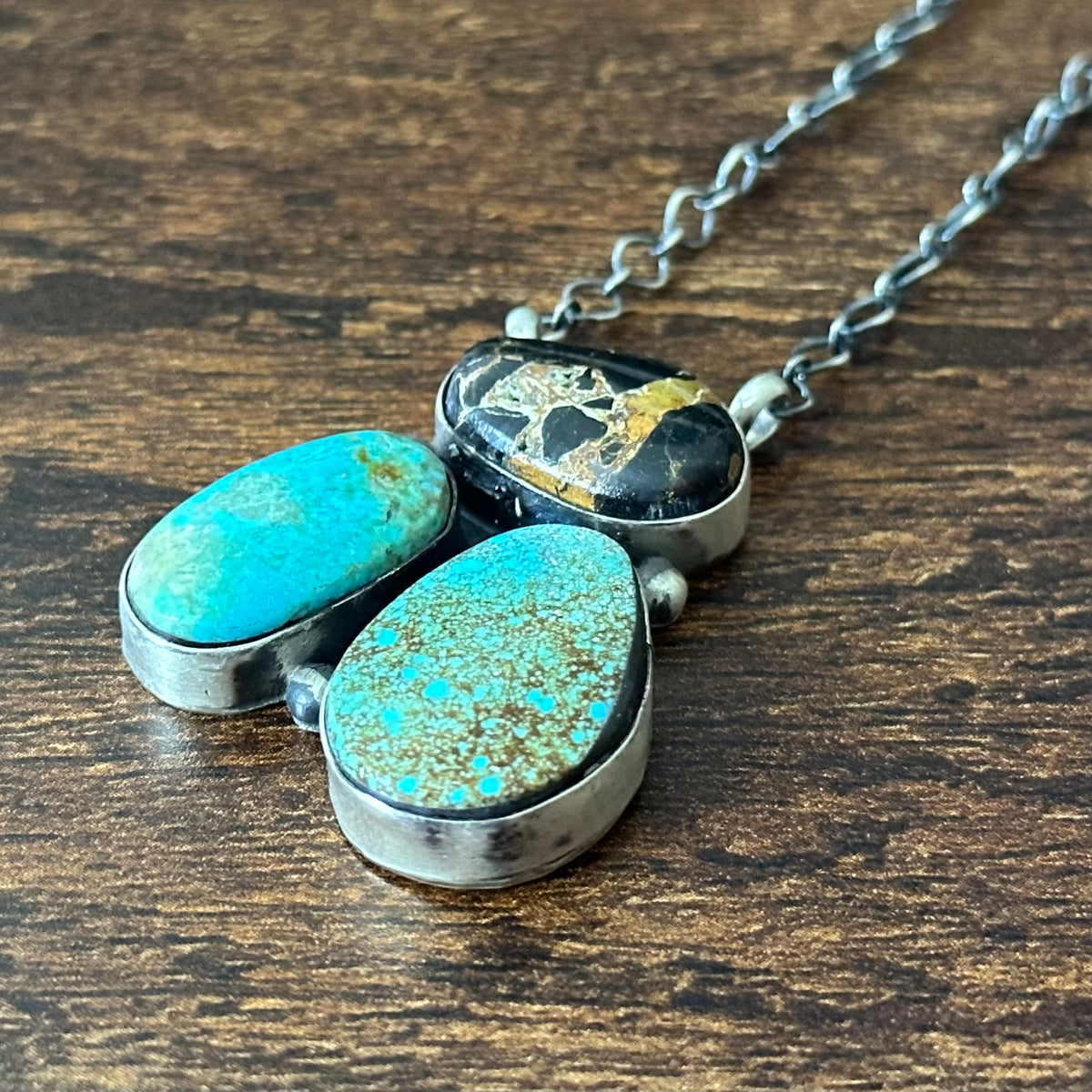 Navajo LeTricia Largo Mine #8 Turquoise Blackjack 3 Stone Sterling Raindrop Pendant Necklace