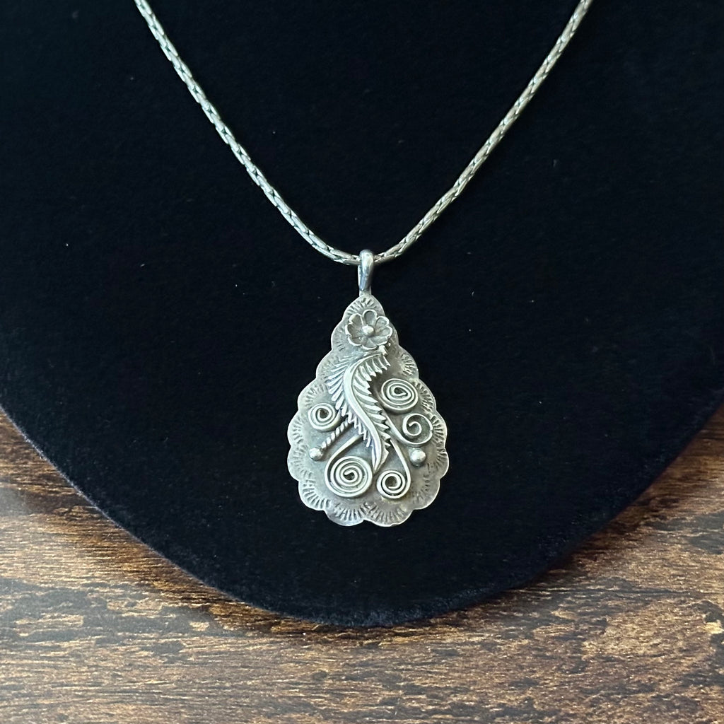 Navajo James W. Tom Sterling Overlay Floral Feather Teadrop Pendant Necklace