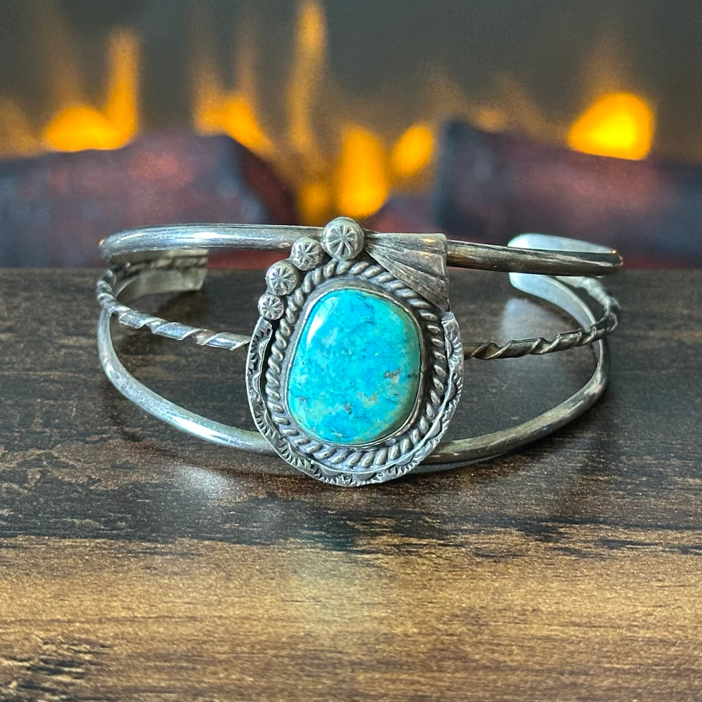 Vintage Turquoise Sterling Hand Stamped Twist Wire Bezel Triple Shank Cuff