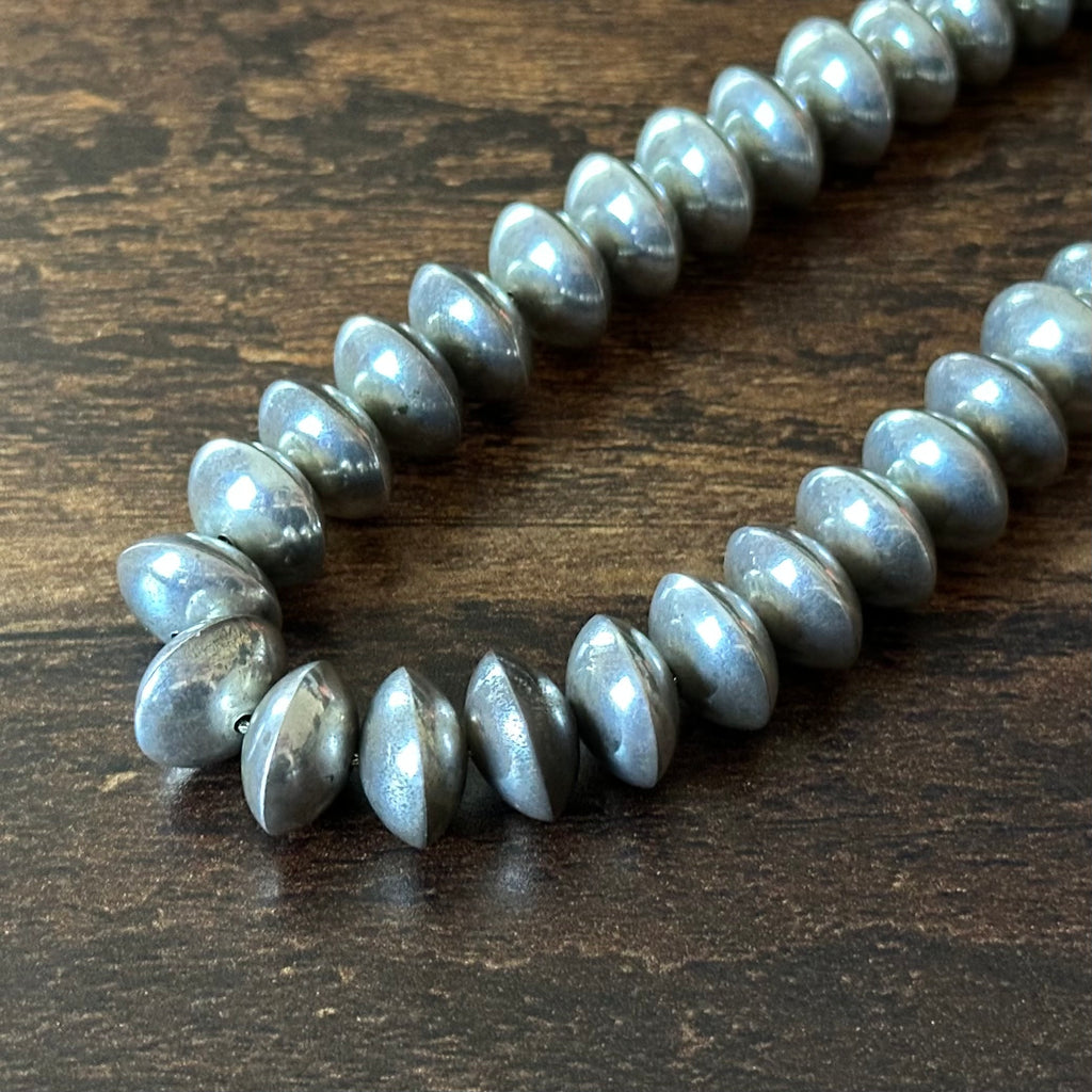Navajo Lowell Draper Sterling Graduated Handmade Saucer Bead Necklace