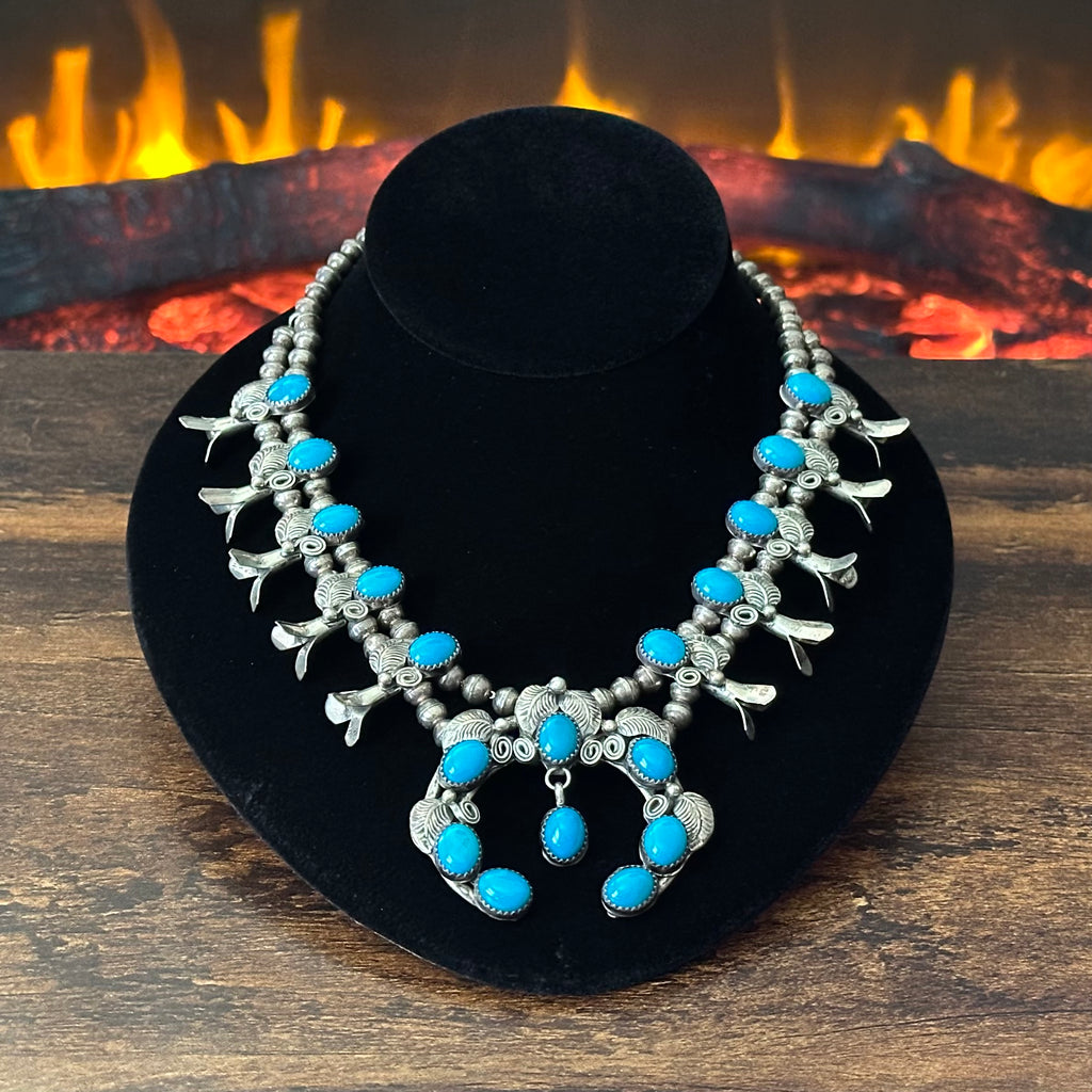Navajo Wayne Etsitty Vintage Turquoise 18 Stone Sterling Leaf Squash Blossom Necklace