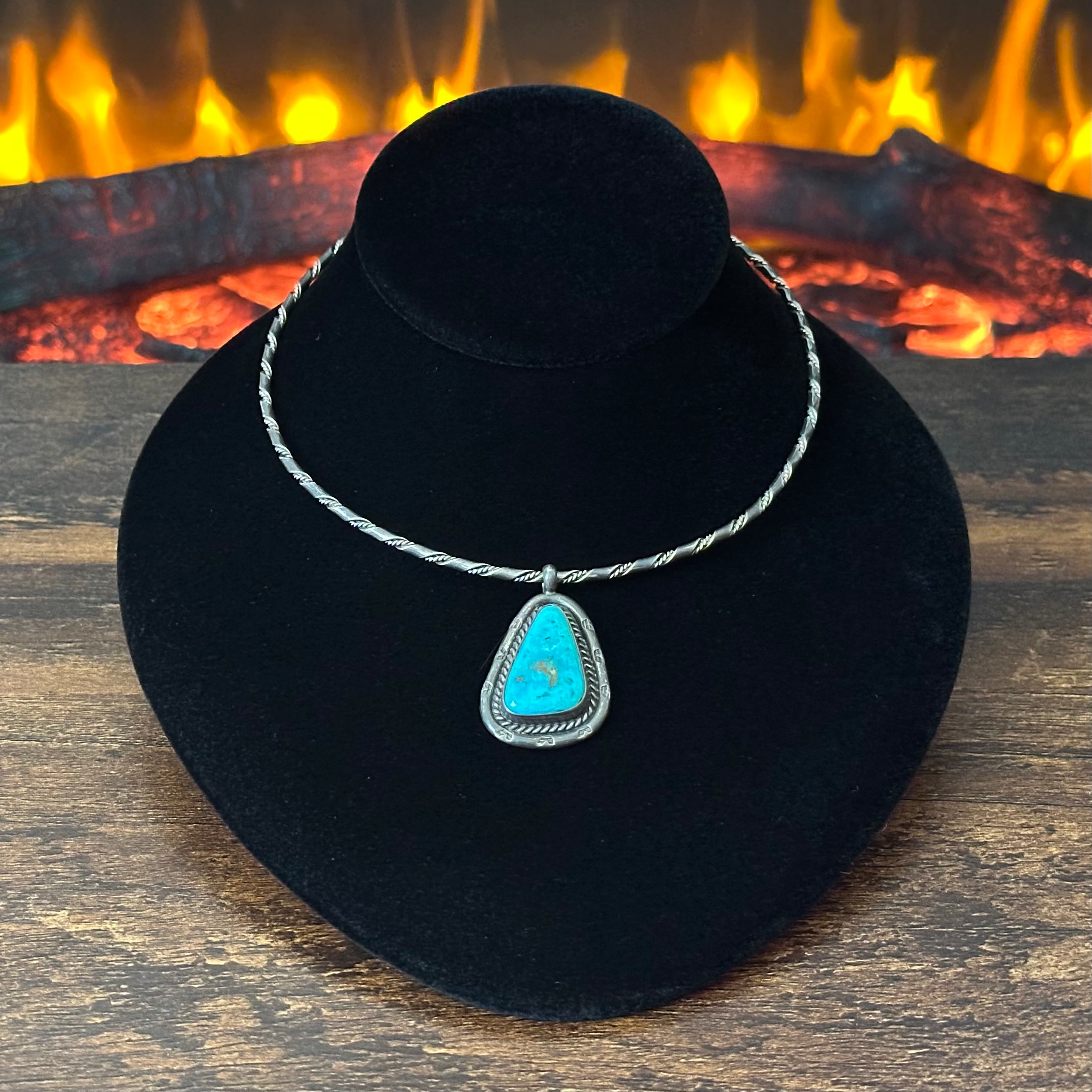 Turquoise Sterling Hand Stamped Twist Wire Pendant Choker