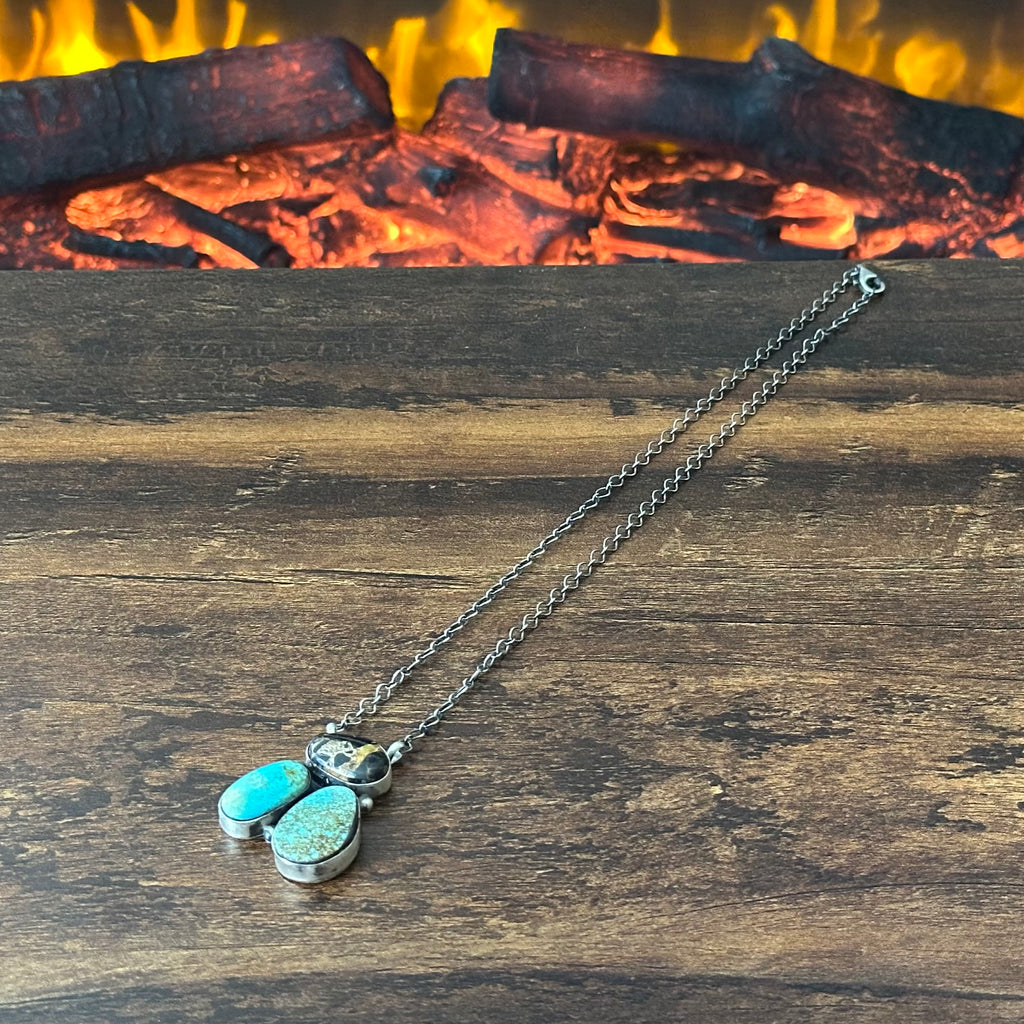 Navajo LeTricia Largo Mine #8 Turquoise Blackjack 3 Stone Sterling Raindrop Pendant Necklace