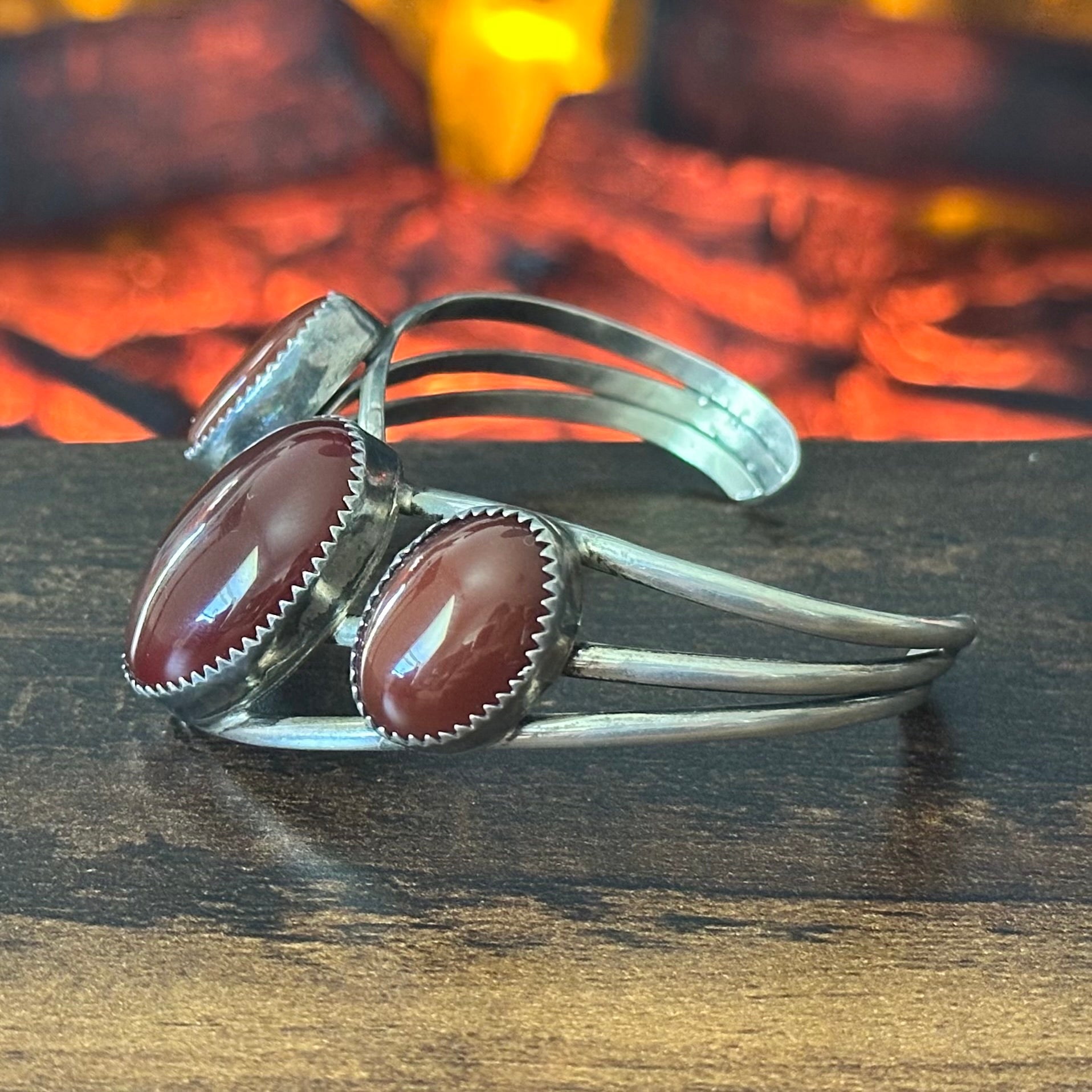 BR Electropen Signed Carnelian 3 Stone Sterling Triple Shank Cuff