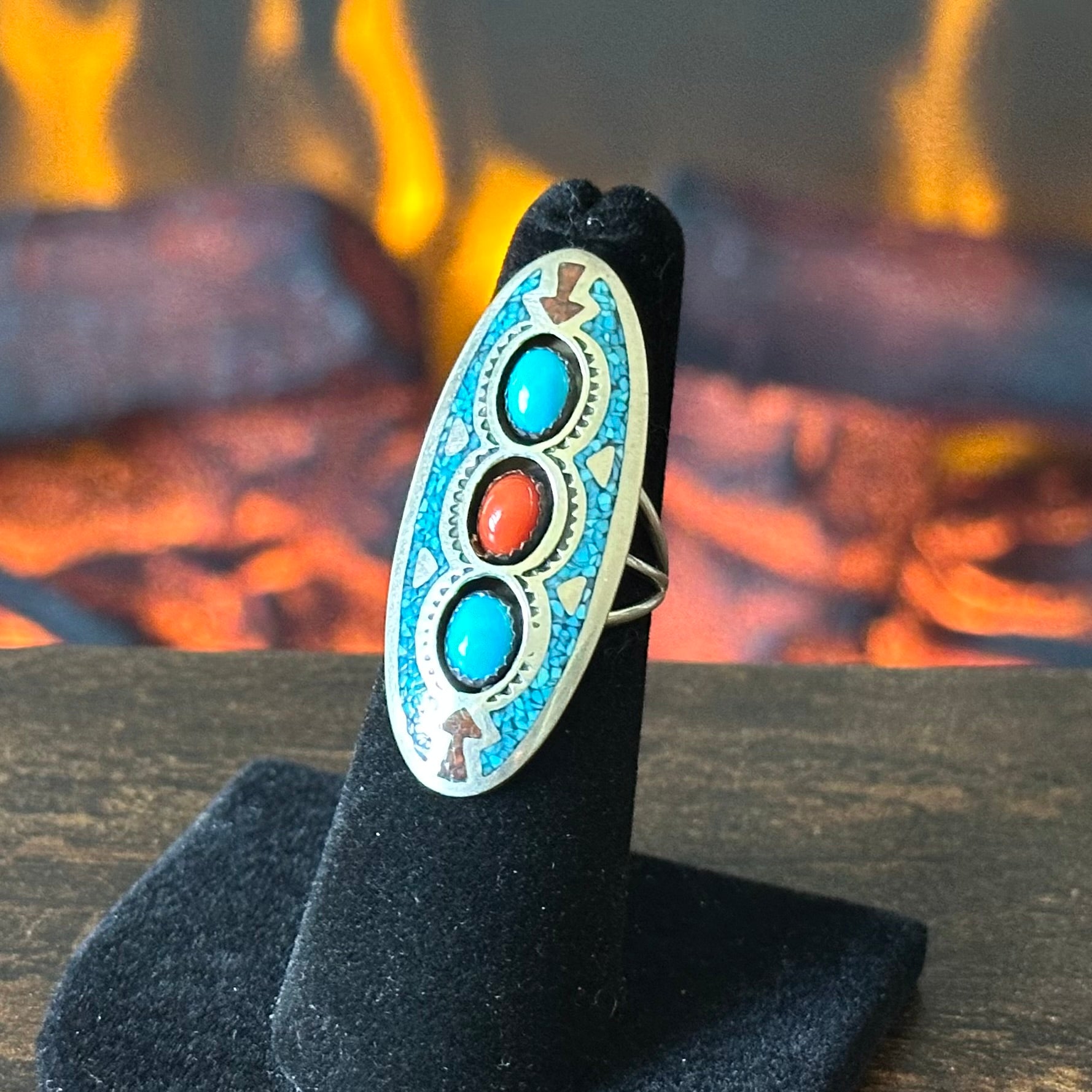 Circle J.W. Signed Turquoise Red Coral Sterling 3 Stone Chip Inlay Ring