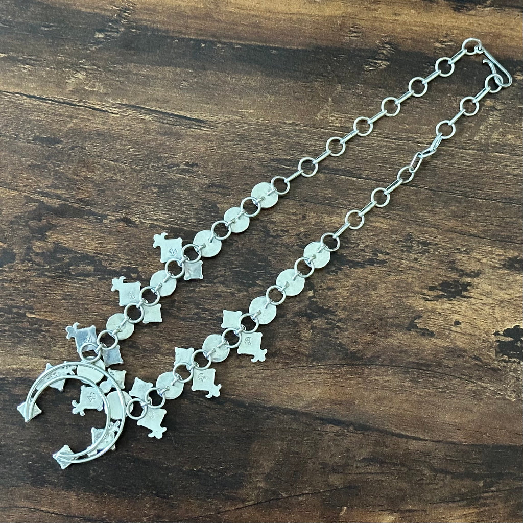 Running Bear Trading Turquoise 18 Stone Diamond Fleur De Lis Naja Necklace