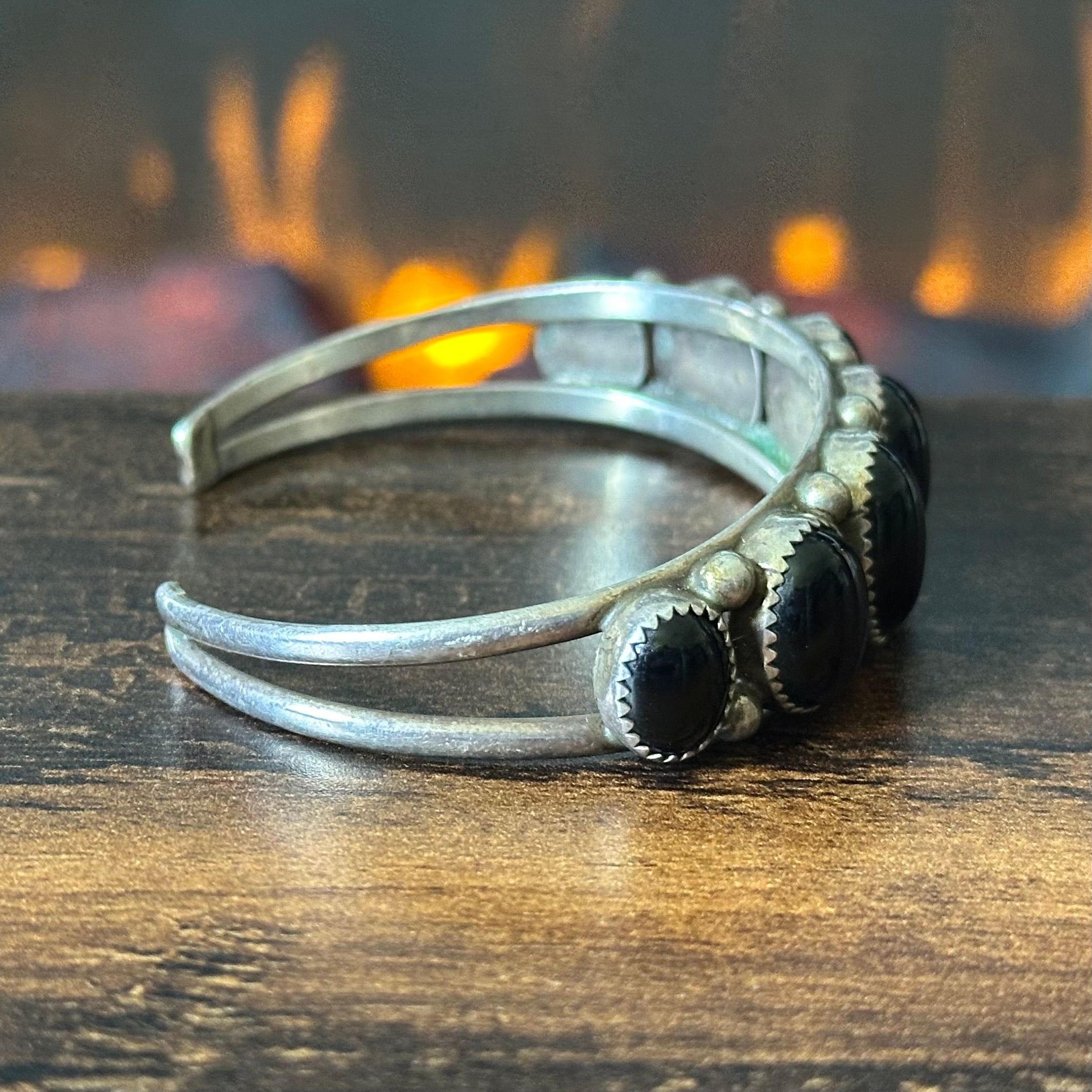 Navajo Pat Yazzie Onyx 7 Stone Sterling Raindrop Cuff