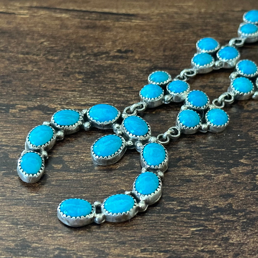 Running Bear Trading Turquoise 34 Stone Sterling Raindrop Cluster Naja Necklace