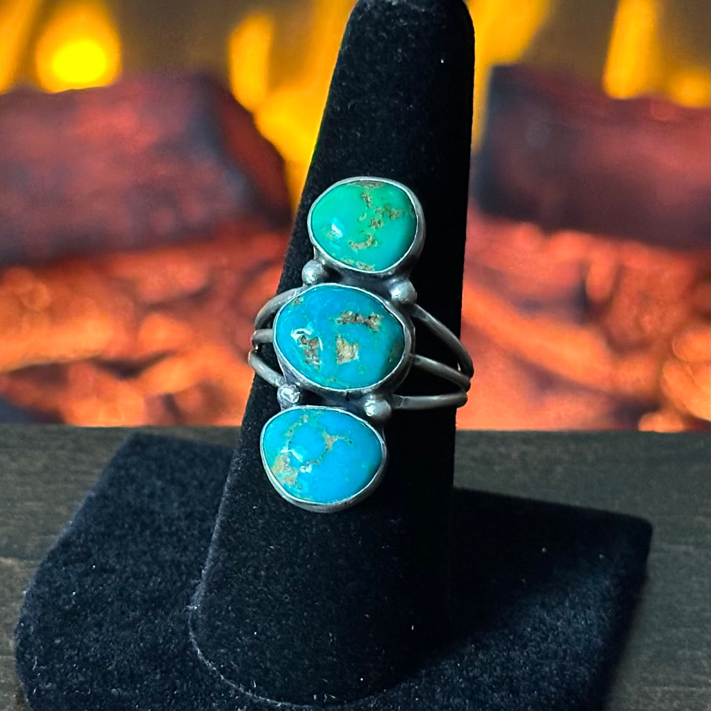 Navajo Verley Betone Sonoran Gold Turquoise 3 Stone Sterling Raindrop Ring