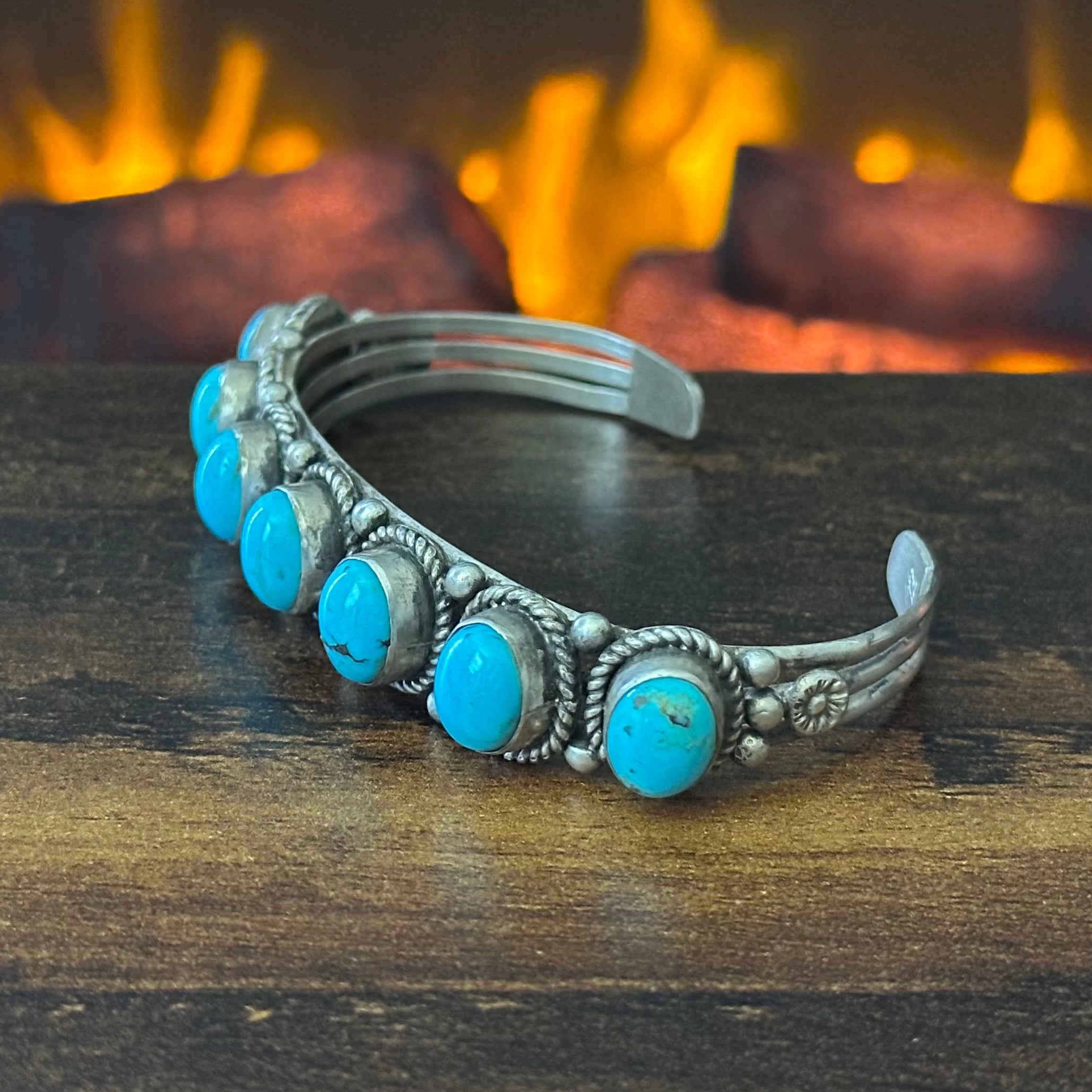 Running Bear Trading Turquoise 7 Stone Sterling Twist Wire Bezel Raindrop Cuff