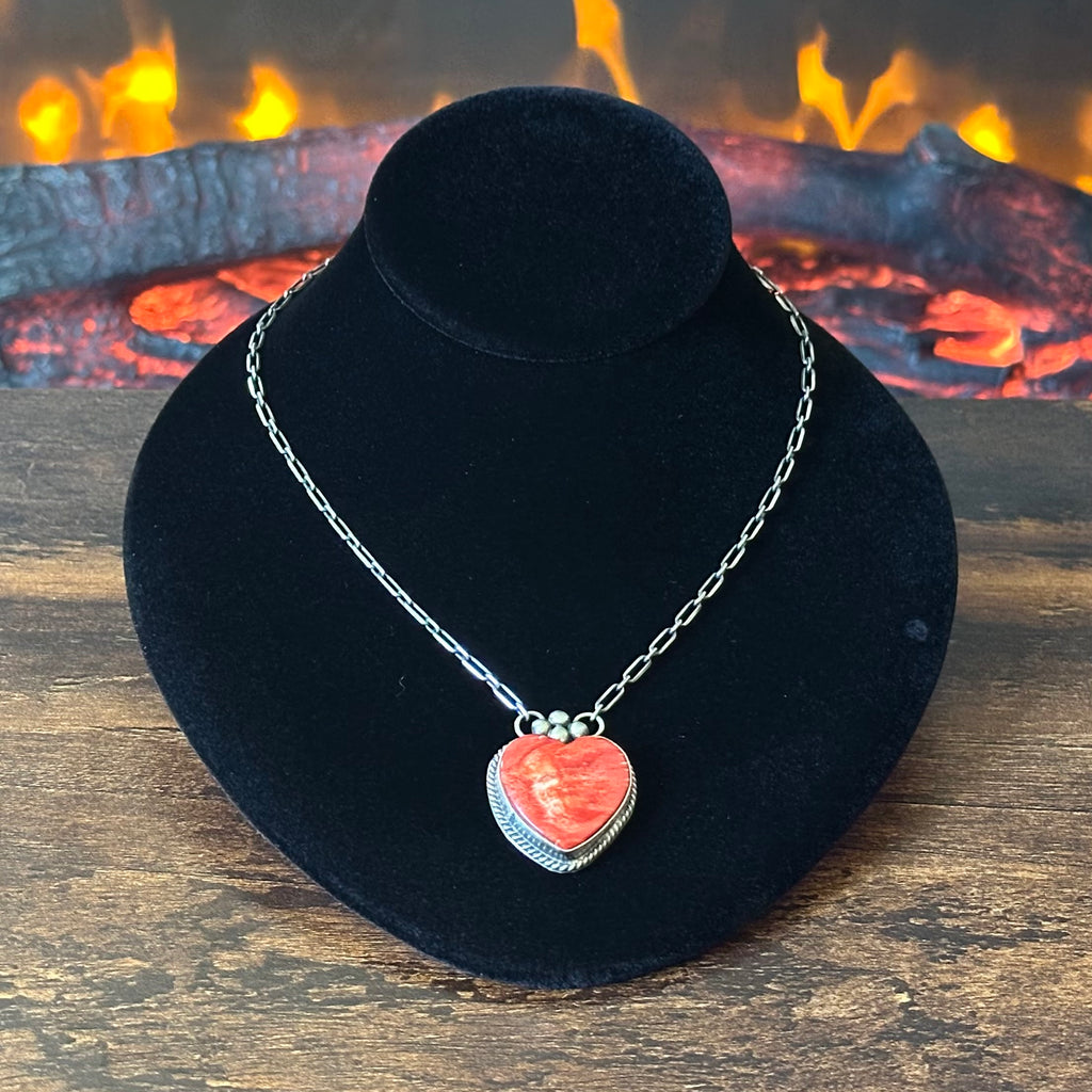 Navajo Vicky Hicks Spiny Oyster Sterling Twist Wire Bezel Heart Pendant Necklace