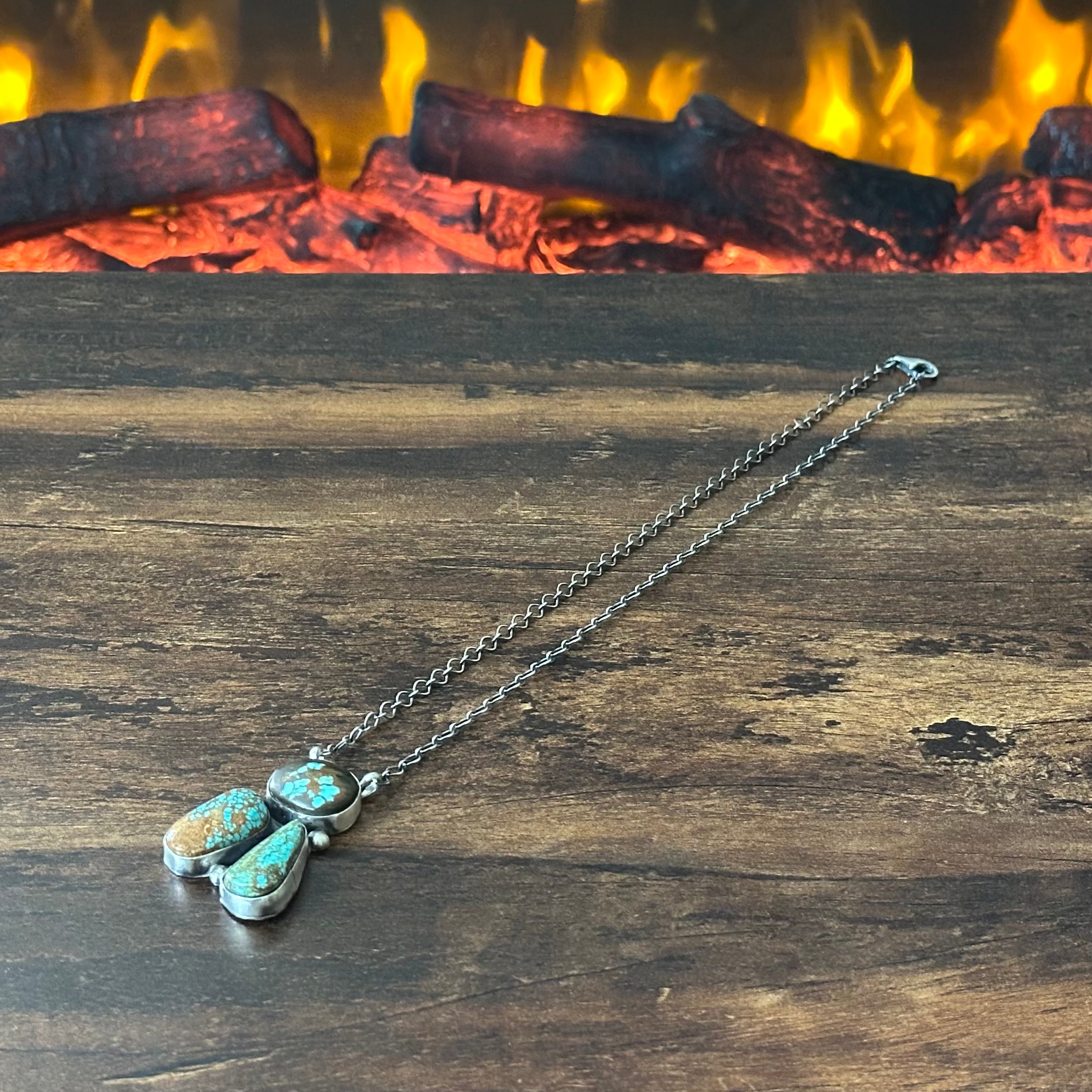 Navajo LeTricia Largo Mine #8 Turquoise 3 Stone Sterling Raindrop Pendant Necklace