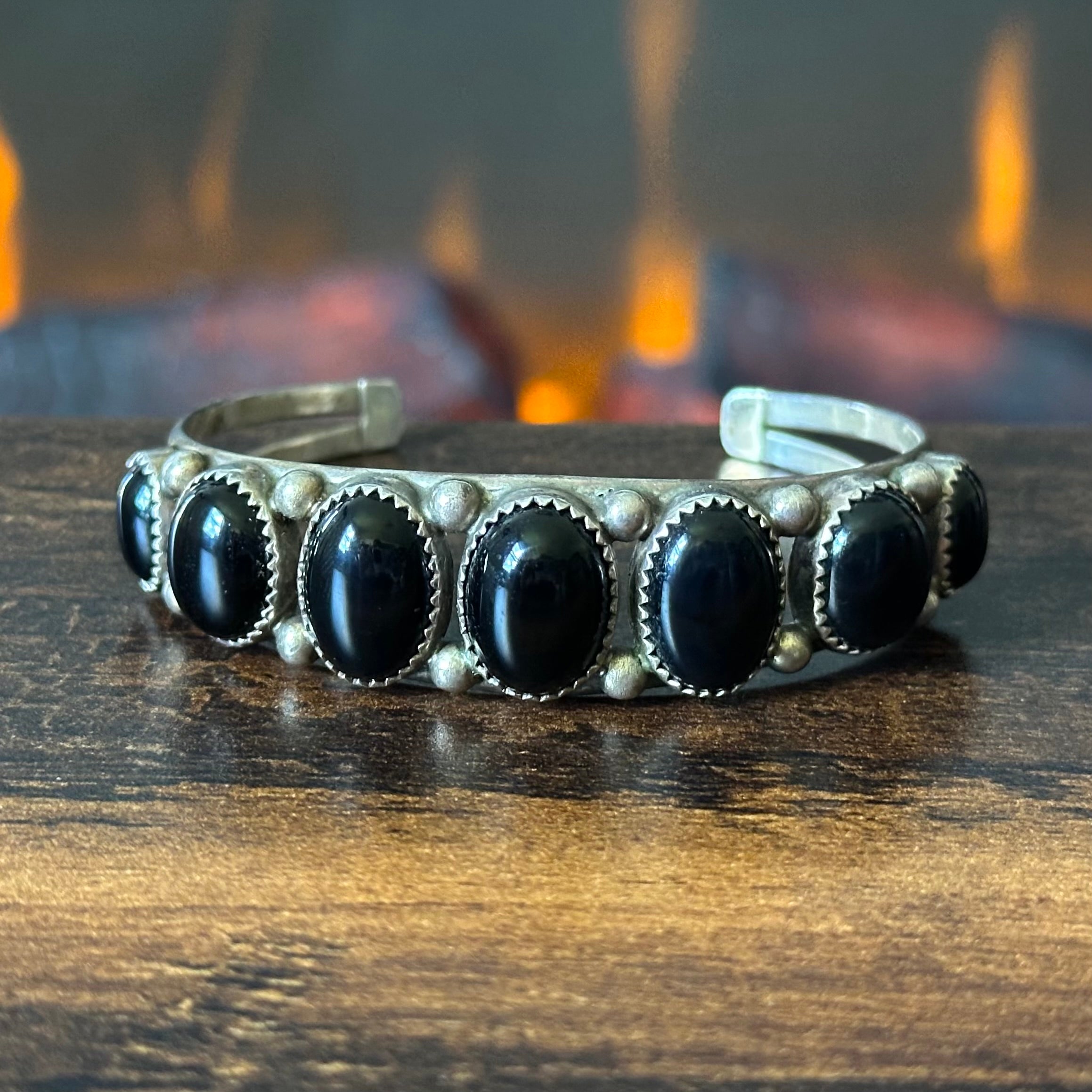 Navajo Pat Yazzie Onyx 7 Stone Sterling Raindrop Cuff