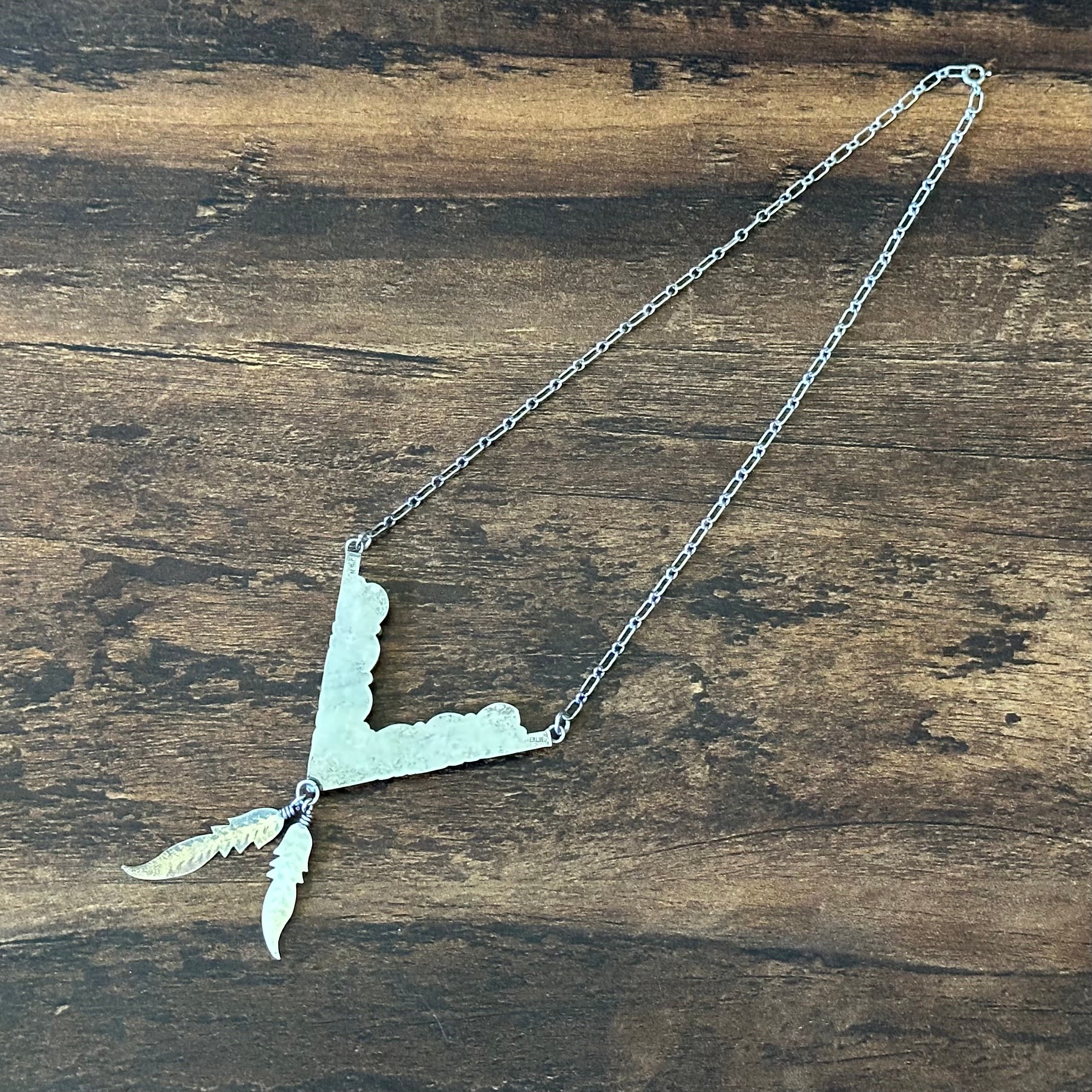 Navajo Nelson S. Clark Onyx 7 Stone Sterling V Shaped Feather Necklace