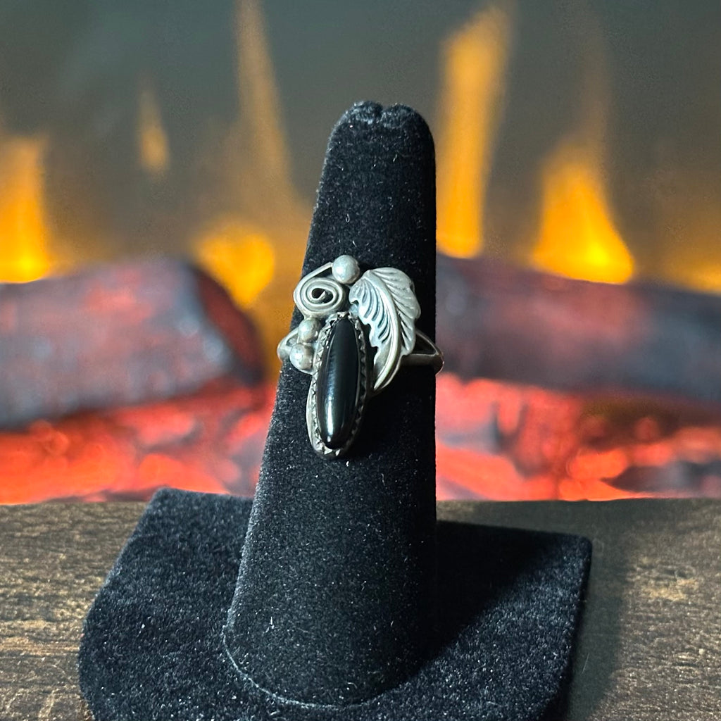 Running Bear Trading Onyx Sterling Raindrop Leaf Ring