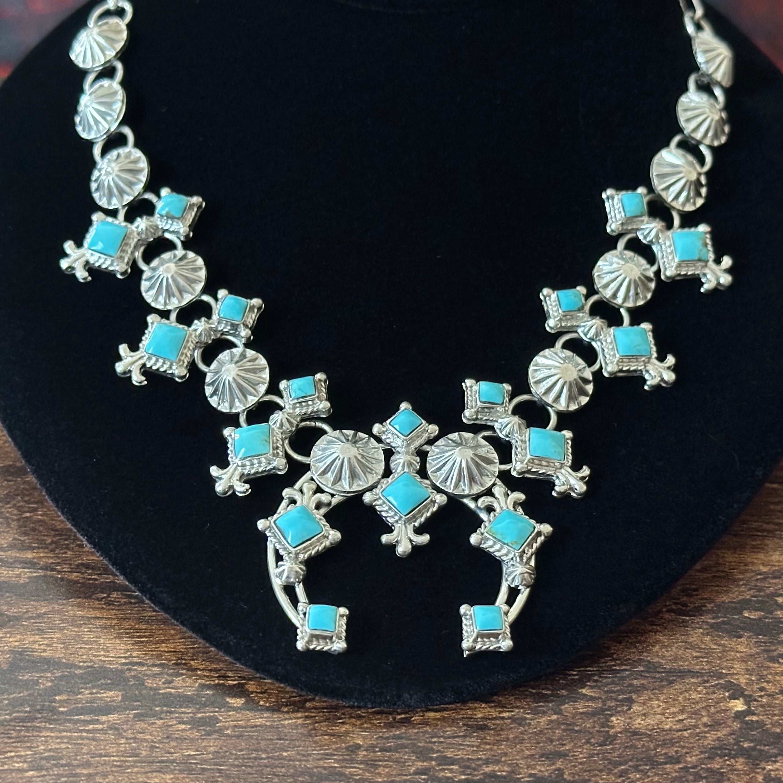 Running Bear Trading Turquoise 18 Stone Diamond Fleur De Lis Naja Necklace