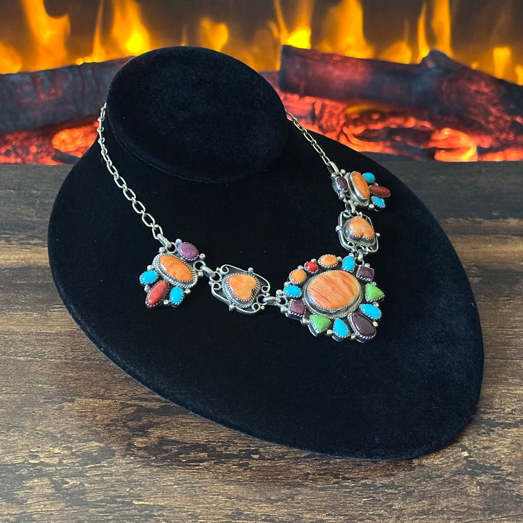 Navajo Roie Jaque Turquoise Spiny Oyster Gaspeite 25 Stone Sterling Cluster Heart Choker Necklace