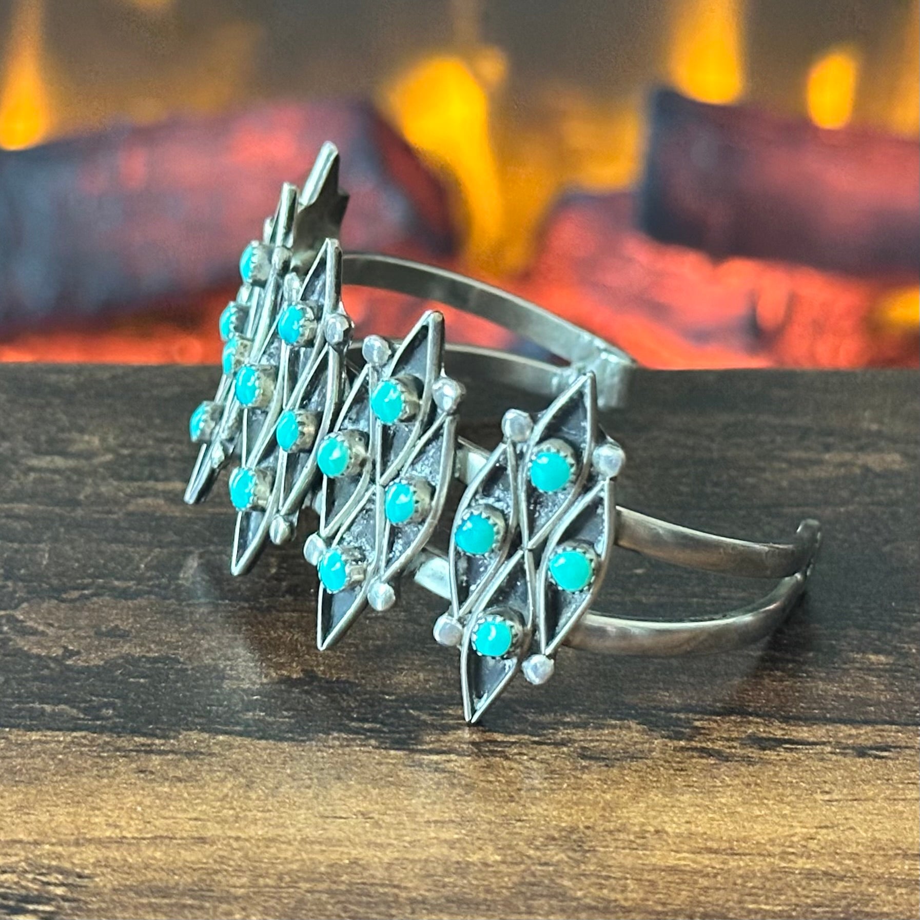 Vintage Turquoise 20 Stone Snake Eye Shadowbox Cuff