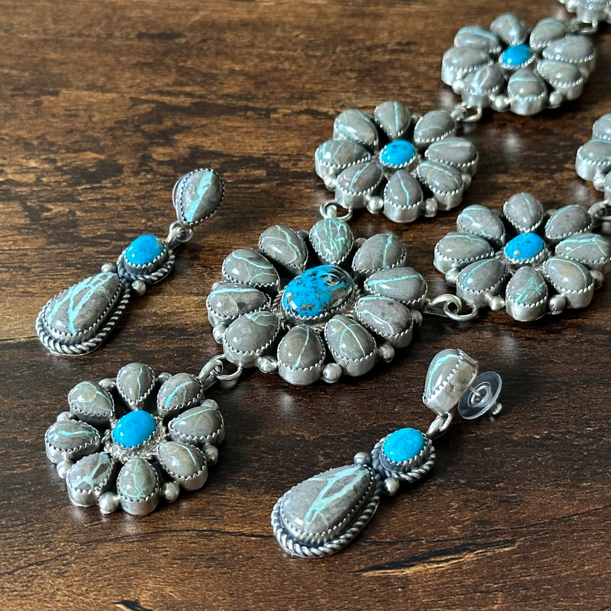 Navajo Pansy Johnson Carico Lake Ribbon & Persian Turquoise 74 Stone Sterling Cluster Statement Necklace Earrings Set
