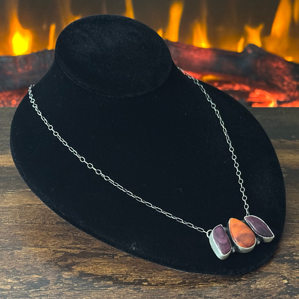 Navajo Hiram Largo Spiny Oyster 3 Stone Sterling Raindrop Pendant Necklace