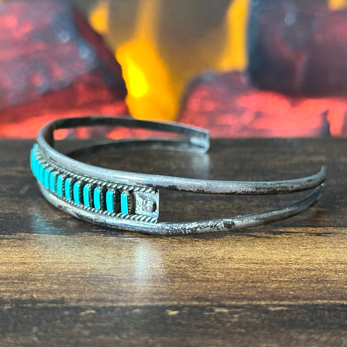 AB Signed Vintage Turquoise 15 Stone Sterling Needlepoint Twist Wire Stacker Cuff