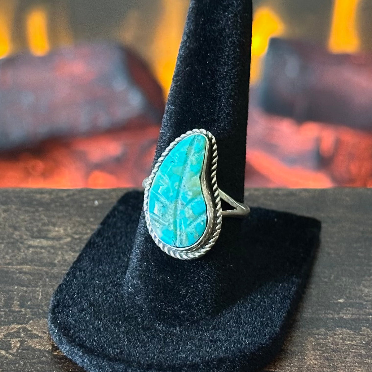 Zuni Christina Martinez & Jeanette Yazzie Kingman Turquoise Sterling Carved Leaf Ring