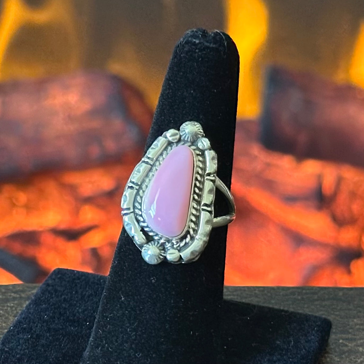 Navajo Annette Chiquito Pink Conch Sterling Twist Wire Bezel Ring