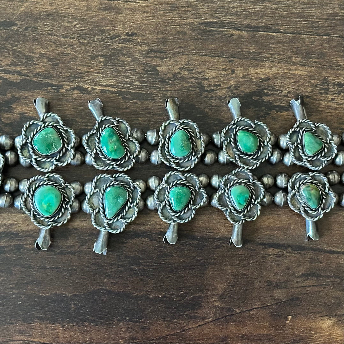 Vintage Green Turquoise 17 Stone Sterling Floral Twist Wire Bezel Squash Blossom Necklace